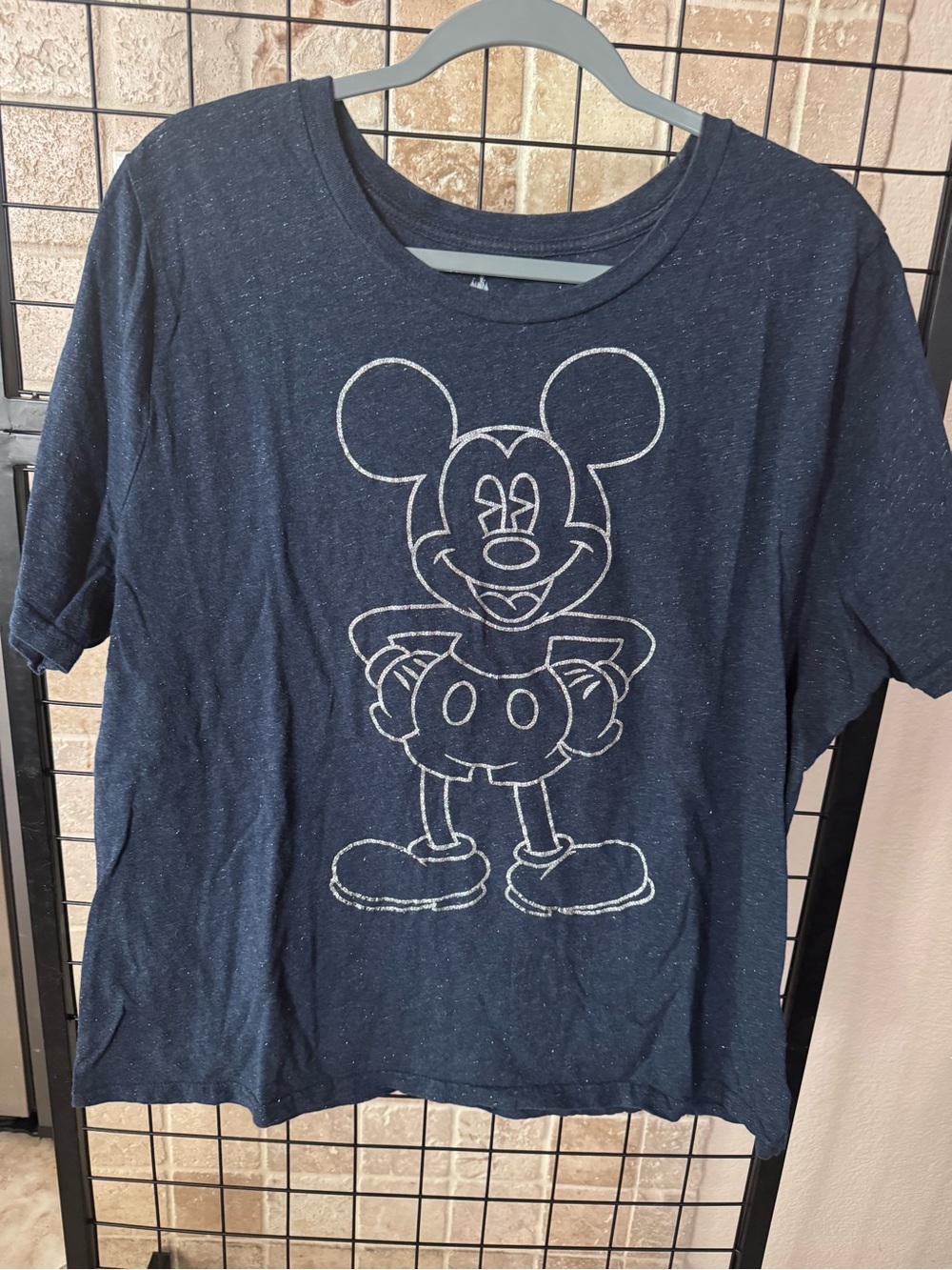 Mickey Mouse sparkly navy blue T-shirt size 1x - Disney Parks Collection Glitter